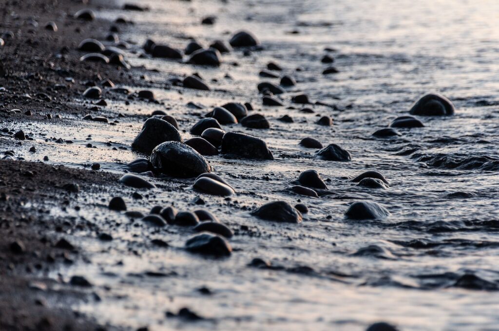 beach, shore, stones-8268374.jpg